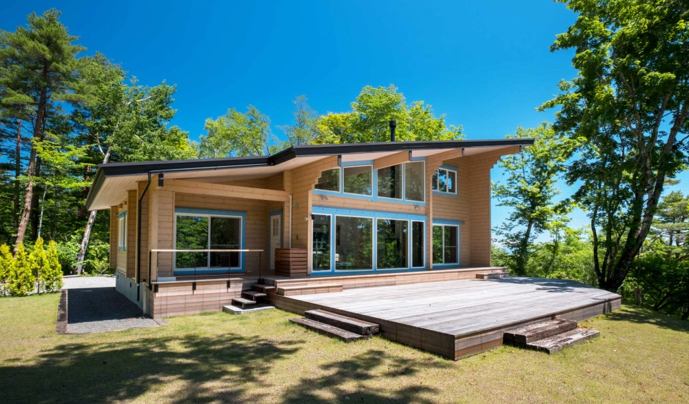 Nhà phố mái lệch nhỏ hài hòa giữa công năng thẩm mỹ