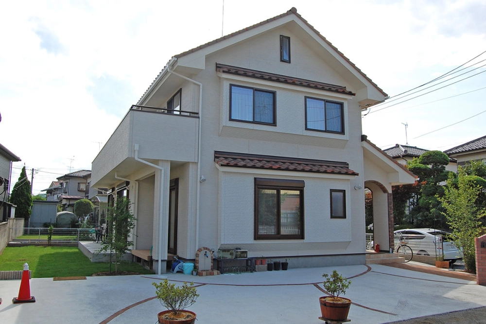 Ý tưởng trang trí mặt tiền cho mẫu nhà mái nhật 3 tầng