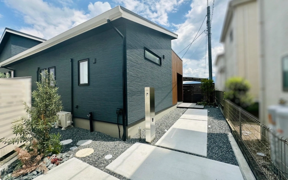 Thiết kế nhà mái nhật giá rẻ cho vợ chồng trẻ mới cưới