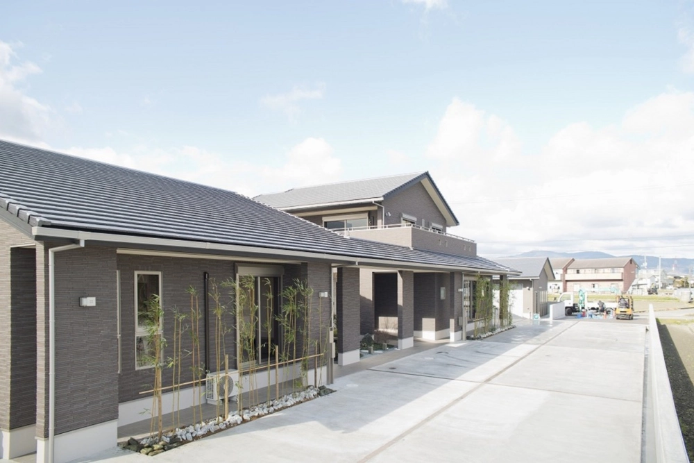 Nhà mái nhật đơn giản tiết kiệm chi phí cho gia chủ ở phố