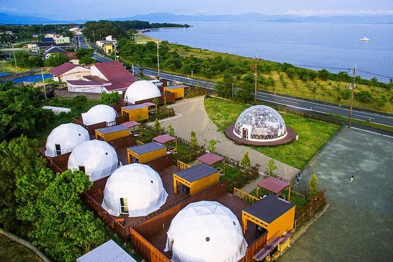 Mẫu bungalow mái vòm gỗ ấm